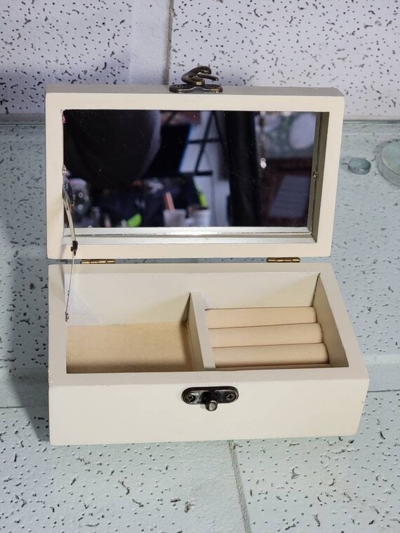 Boîte à Bijoux Vintage En Bois Avec Fresque Ancienne - Belle Occasion