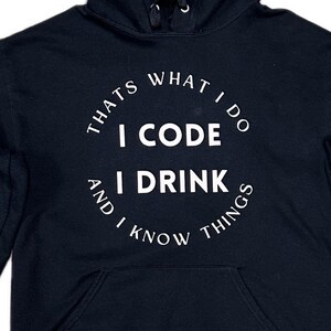 Io programmo e so un sacco di cose - Felpa con cappuccio per sviluppatori di IA