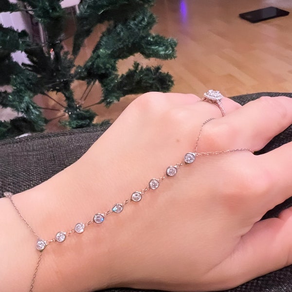 Silver hand chain- Dainty Boho Hand Jewelry - Girlfriend Gift - Gift for mother - Dainty bracelet and ring for her, Mothers day gift,