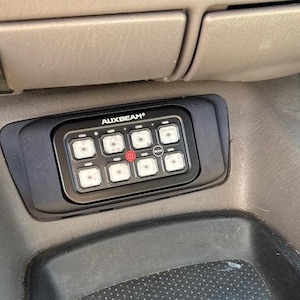 2001-2007 Toyota Sequoia/Tundra Auxbeam 8/8XL Dash Switch Panel Mount