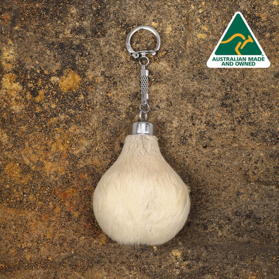 オーストラリアのお土産 - 本物のカンガルーの陰嚢のキーリング、キー