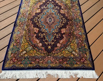 Tappeto persiano in seta Tabriz da appendere alla parete: arazzo pittorico 5 x 3 piedi