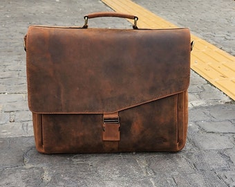 TUSC Zeron Premium Umhängetasche für 17,3 Zoll Laptop aus 100% echtem Büffelleder im Vintage-Look, 43x31x12 cm, Farbe: Walnut