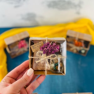 Personalized Favors for Guests - Wedding Favors