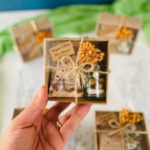 Personalized Favors for Guests - Wedding Favors