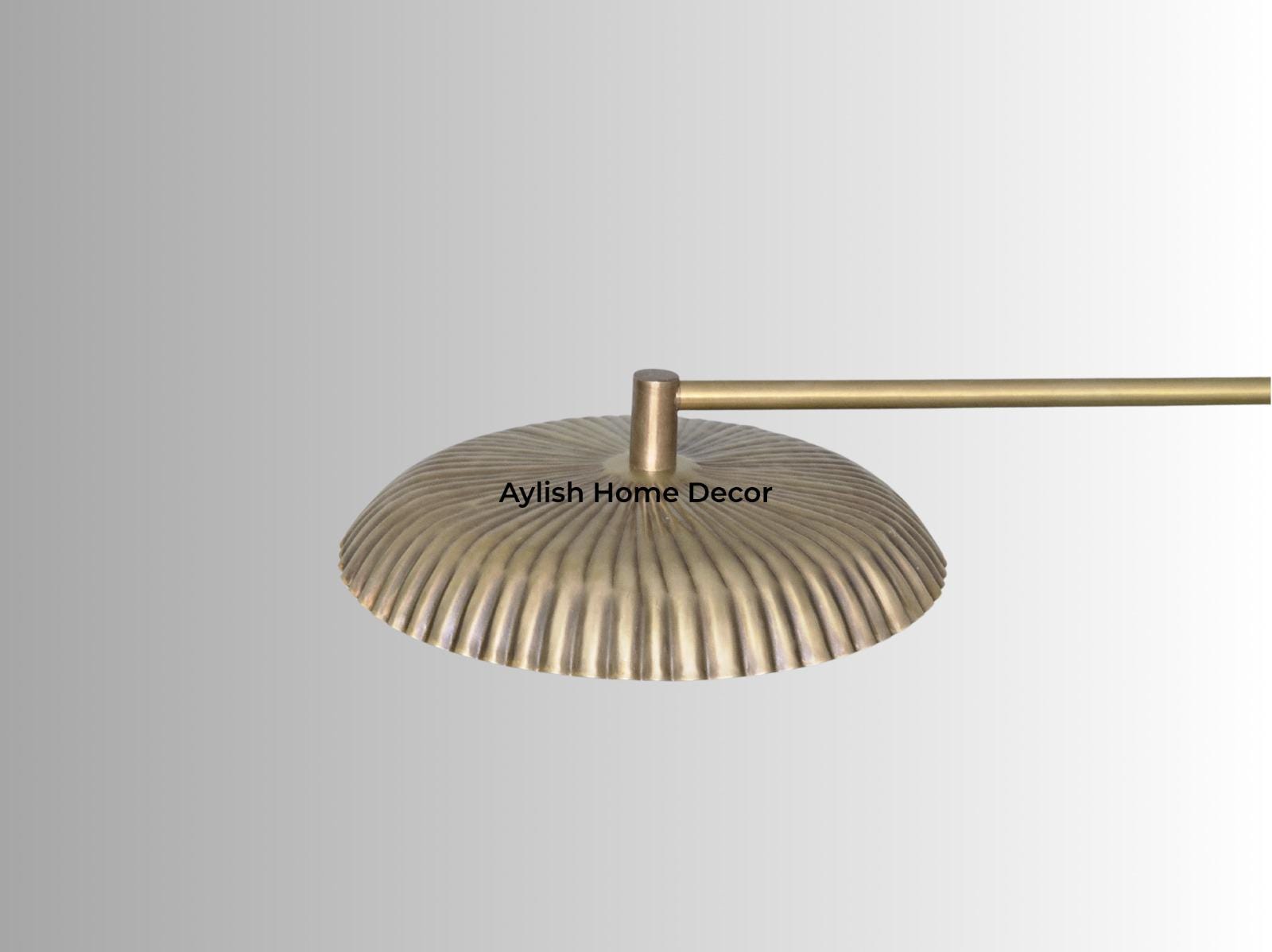 1950年代イタリア製真鍮スプートニクシャンデリア：ミッドセンチュリー