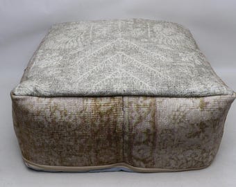Decorative pouf, Handmade kilim pouf, Ottoman pouf, Floor cushion, Bohemian kilim pillow, 24x24 inch and 8 height pouf pillow cover KD7