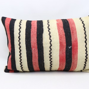 Turkish kilim pillow cover, Rustic decor pillow, Bohemian pillow, Lumbar kilim pillow, Tribal kilim pillow, 16x24 inches pillow cover 0529