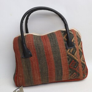 Ethnische Kelimtasche, handgefertigte Boho-Tasche, Tasche aus Wolle und Leder, 10x14" Tasche, einzigartige Tasche, Handtasche, Modetasche, Trendtaschen, 0117
