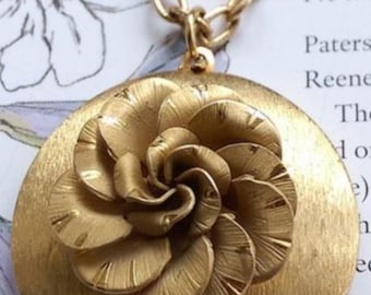 WWII Sweetheart Locket Gold Filled Brass 3D Locket 1940s Necklace