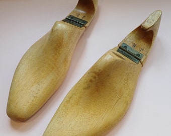 Vintage 1972 Wooden hinged high quality shoe stretchers size 42 personalised "JR"