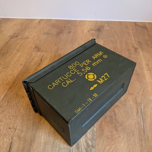Genuine Army surplus 5.56MM 800 round M27 Ammo box, great condition.