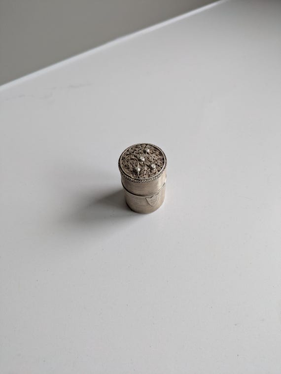 Antique solid silver snuff box cylindrical with f… - image 4