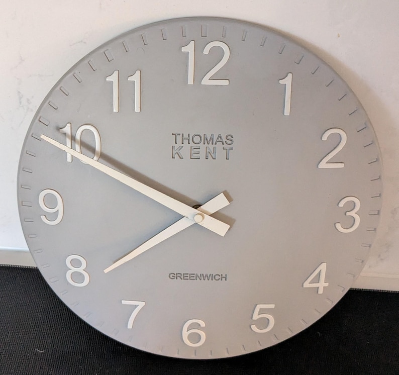 Vintage Thomas Kent Wall Clock - Etsy