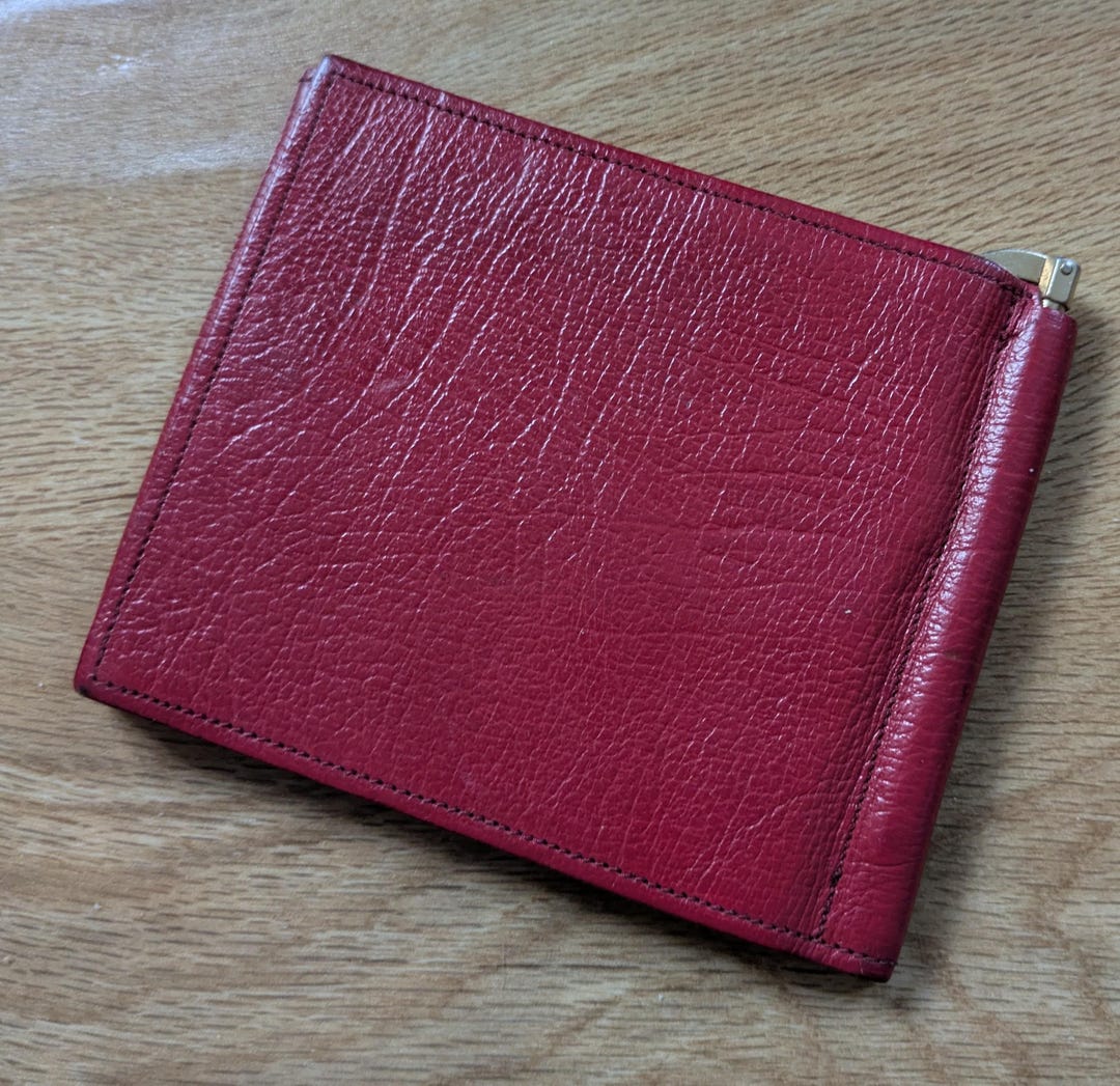 dunhill ハムステッド　レザー 2way ボルドー Vintage Dunhill Soft Calf Skin Red Bifold Wallet in Good Condition