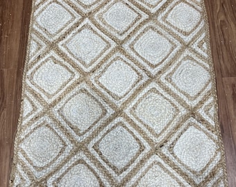 Hand Braided Jute Area Rug: Bohemian Diamond Pattern