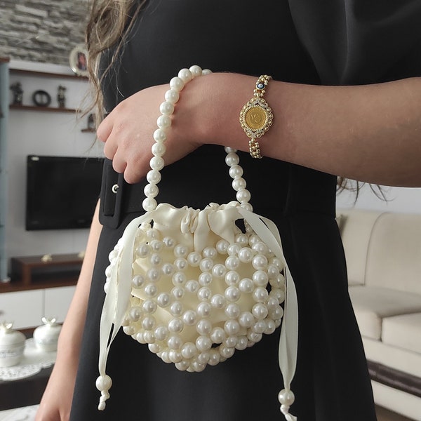 elegant pearl heart bag,white pearl beaded bag,Bridal clutch,wedding favors