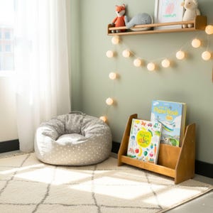 Großes Kleinkind Montessori Bücherregal, Mid Century moderne Bücherregal Kinderzimmer Montessori Möbel, Holz Niedriges Kinderzimmer Bücherregal, Baby Bücherkiste Bild 2