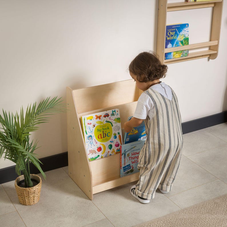 Großes Kleinkind Montessori Bücherregal, Mid Century moderne Bücherregal Kinderzimmer Montessori Möbel, Holz Niedriges Kinderzimmer Bücherregal, Baby Bücherkiste Bild 20