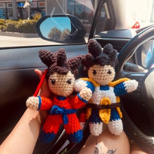 Dragon Ball Z| goku super saiyan god| Goku crochet bouquet| magna| anime| blue kaioken| z warrior| goku crochet| dragon ball Z super| vegeta