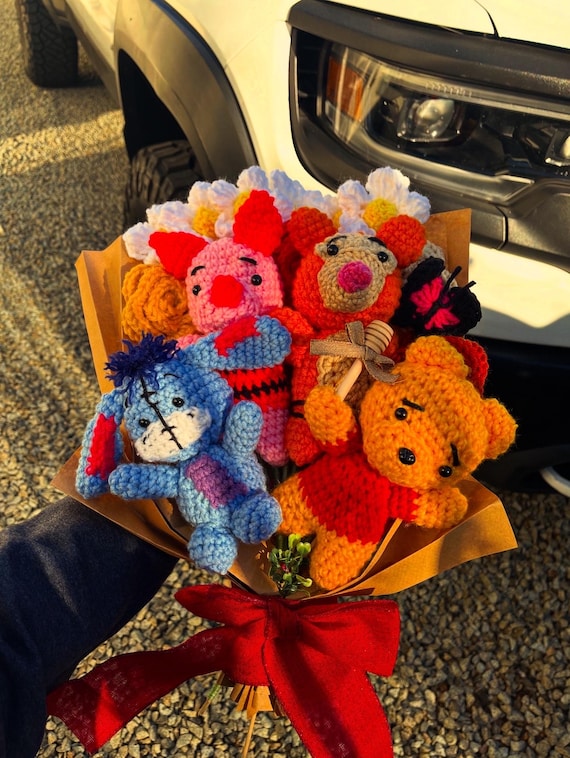 Disney's Winnie the Pooh and Hunny Jar Crochet Bouquet| Crochet