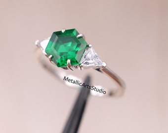 Hexagon Cut Emerald Ring,925 Sterling Silver Ring, Emerald Engagement Ring, Art Deco Ring, Wedding Ring, 14K Gold Ring,Gift For Woman,