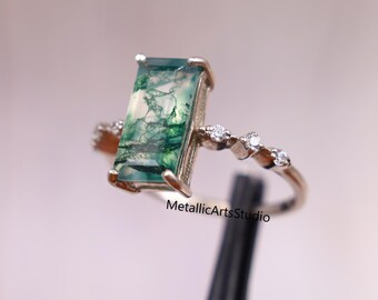 Art Deco Moss Agate Ring: Baguette Cut Sterling Silver