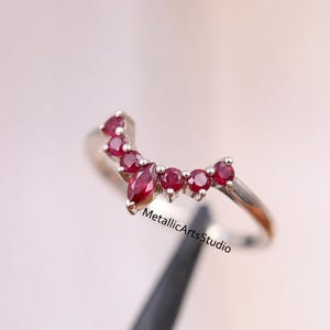 May include: A rustic wooden sign with the text "Welcome to our porch" in white lettering. The sign features a distressed finish and a simple, inviting design, perfect for outdoor decor.