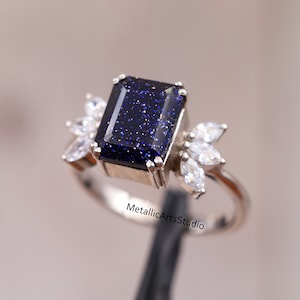 Anillo de marquesa de arenisca azul natural, anillo de nebulosa de piedra estrella de corte esmeralda, anillo de compromiso, anillo de promesa único, regalo de aniversario para mujer