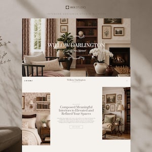 以下が含まれることがあります： Willow Darlington Interior Designer Studioのウェブサイトインターフェース。暖炉、本棚、家具のあるリビングルームのメイン画像が表示されています。ページにはテキストヘッダー、ナビゲーションメニュー、2つの小さな画像ブロックが含まれています。