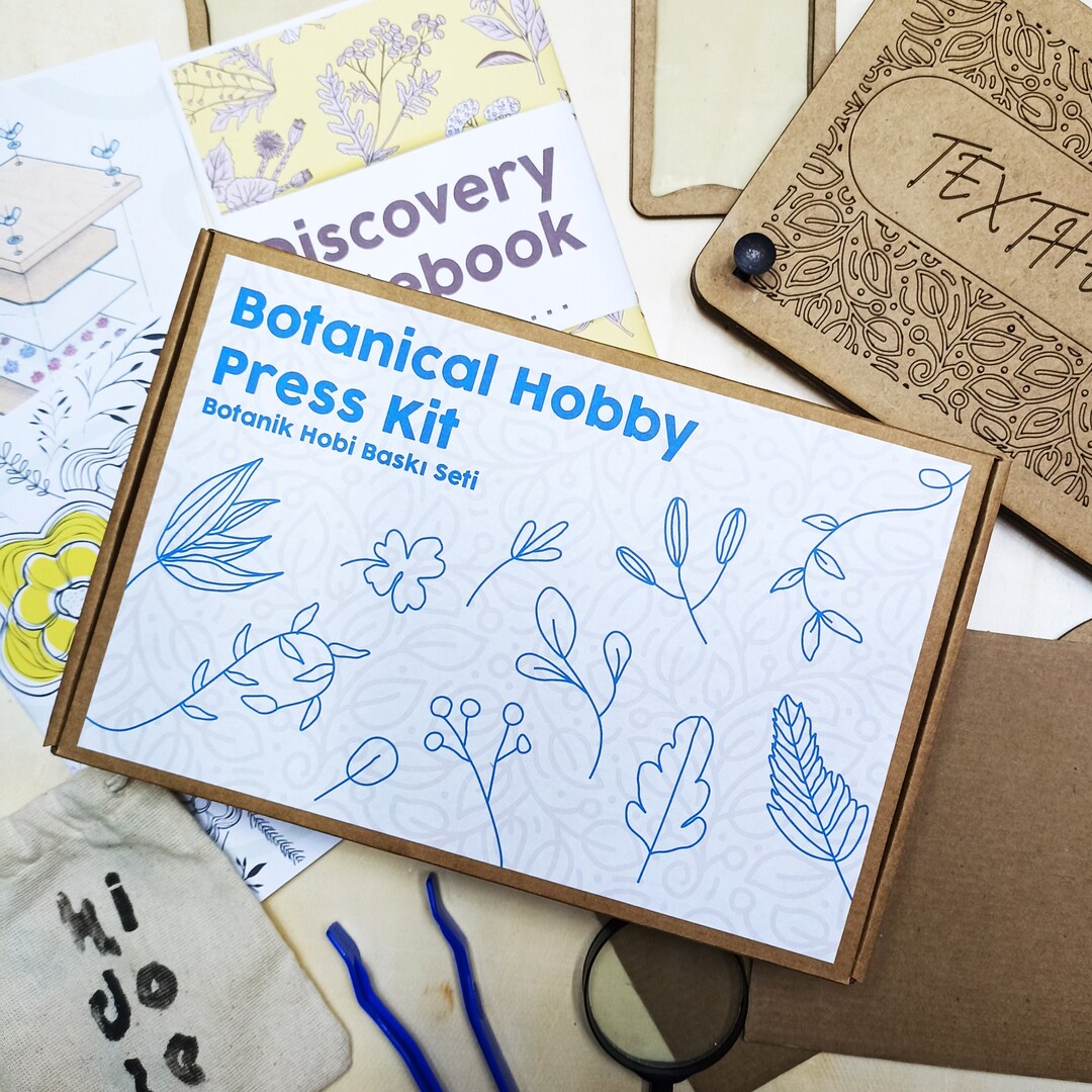 Personalized Flower and Plant Press Kit Botanical DIY Press Herb Press