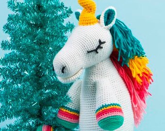 Patrón de conjunto de unicornio de crochet: pantuflas, muñeca y