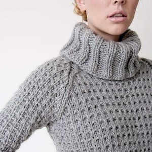 Strickanleitung: Nahtloser Rollkragenpullover, Boxy + Cropped Fit, Grobstrick, Sofort Download, Rollkragenpullover