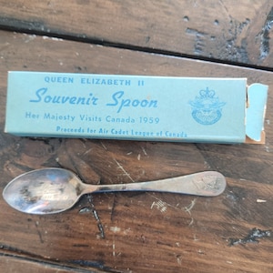Queen Elizabeth II Souvenir Spoon in original box