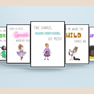 Peut inclure: Cinq impressions d'art mural imprimables colorées avec des citations inspirantes et des illustrations. Les citations incluent "Sourire grand et le monde vous sourira en retour", "Laissez un peu de paillettes partout où vous allez", "Prenez des risques, faites des erreurs, mettez-vous en désordre", "Allez-y où les choses sauvages sont", et "Une petite vie d'amour".