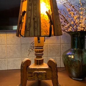 Arts & Crafts Table Lamp