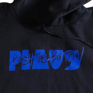 Plaus Push the Button Grafik Hoodie: Nginx Streetwear