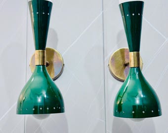 Handcrafted Brass Wall Sconce: Mid-Century Modern Decorative Lighting