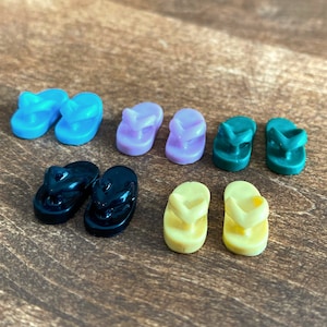 Miniature Shoes / Sandles. Dollhouse Accessories. 1:12 Scale