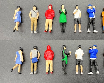 Miniature Human Figures. People Stood / Walking Models. 1:64 Scale