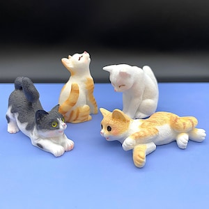 Miniature Cats. 1:12 Scale Miniature. Kitten Figurine. Dollhouse Accessory