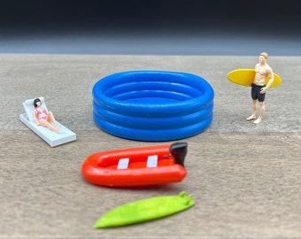 Set Di 5 Accessori In Miniatura UPKOCH Per Casa Delle Bambole - Piscina, Ombrelloni, Lettini E Salvagente, Decorazione In Plastica Per Micro Paesaggi