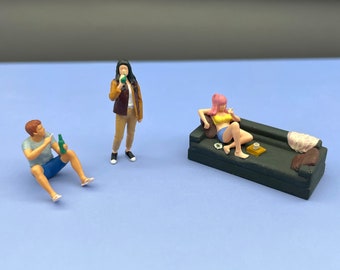 Smoking and Drinking People. 1:64 Scale Miniature Lifelike Human Figure Models