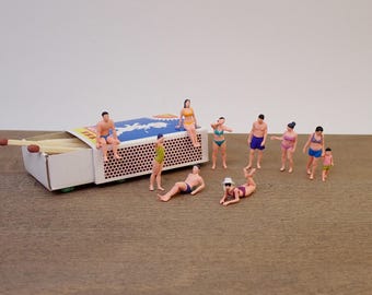 Miniature Sunbathers / Beach People. 1:64 Scale