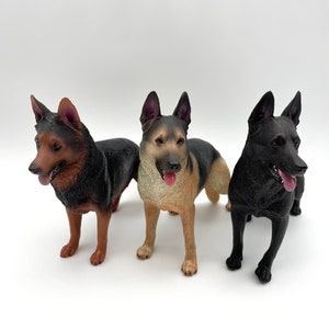 Miniature German Shepherd Dogs. Statue Toy Models. 1:6 Scale (Barbie compatible)