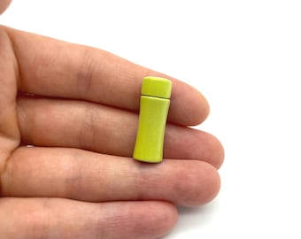 Miniature Drinks Flask. Thermos. 1:12 Scale