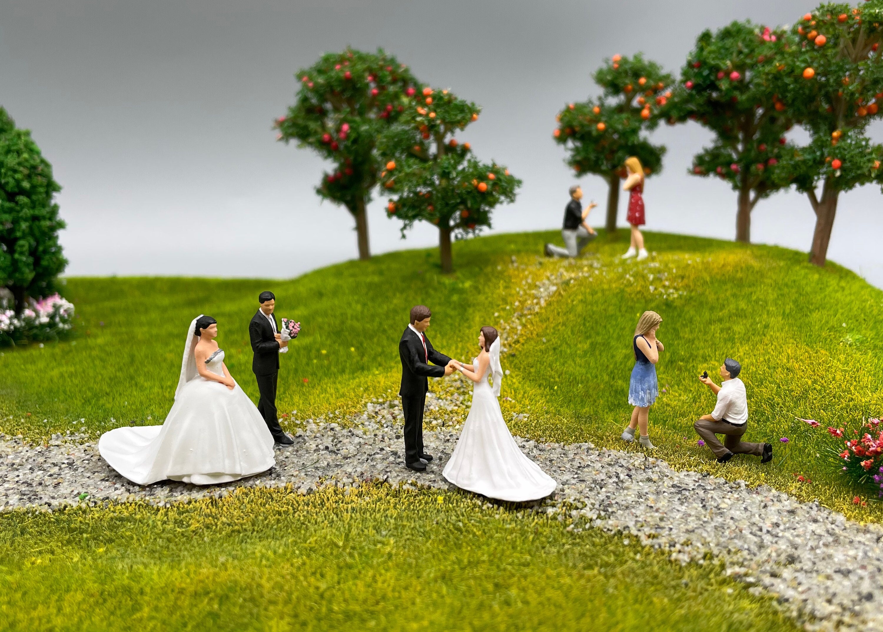 Miniature Couples Figures. 1:64, 1/87 Scale. Lovers Bride Groom Wedding -  Etsy, image size:3000x2146