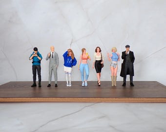 1:18 Scale Hand Painted Figures, 4 Inch Resin People for Diecast Car Diorama, Garage Display Miniatures