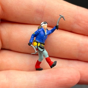 Miniatur Wanderer Kletterer Camper Figuren. 1:64 Maßstab Ice Pick Climber