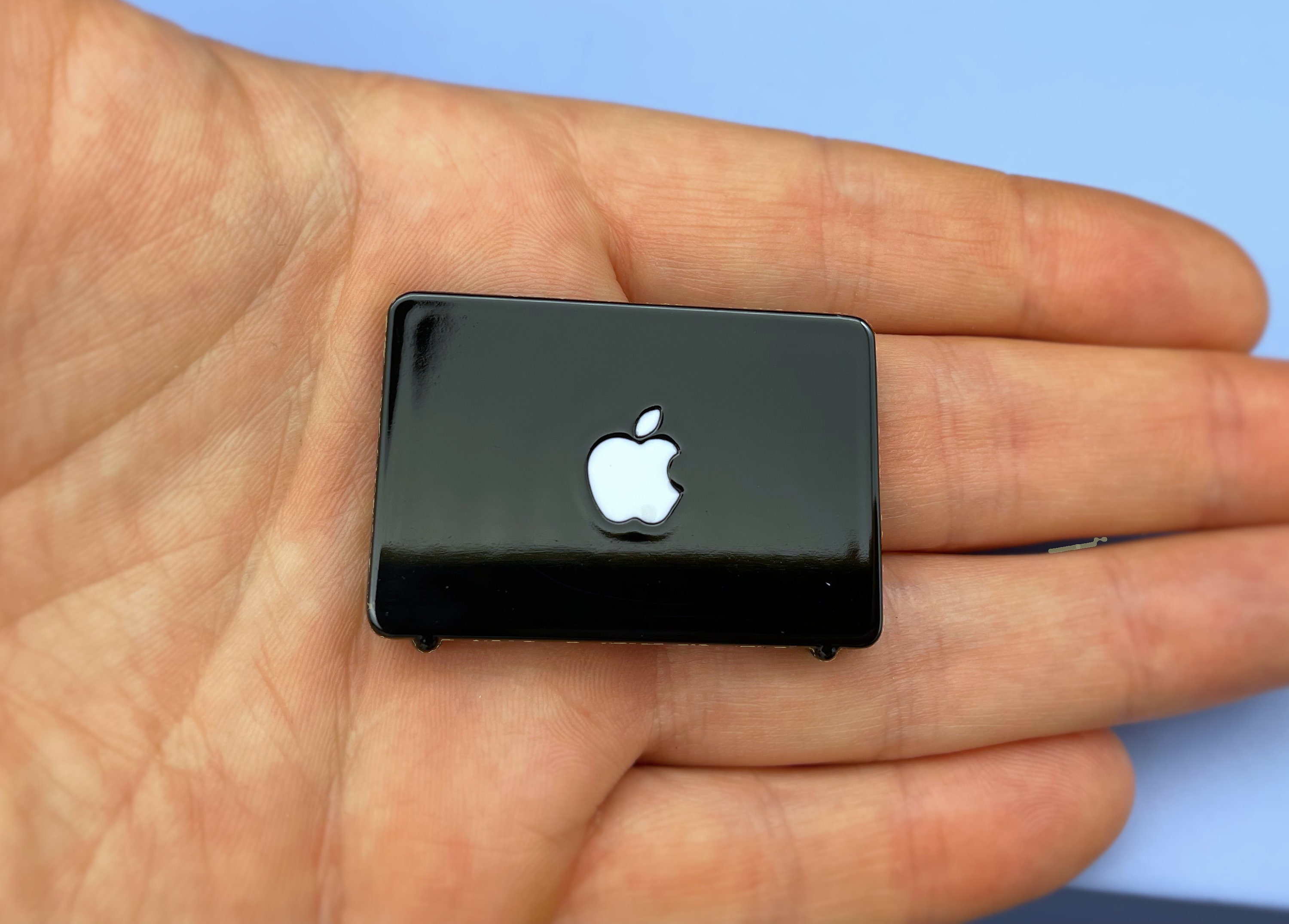 Set 3 Pezzi Miniatura Per Casa Delle Bambole Scala 1:12 &ndash; Laptop, IPhone, IPad E MacBook Rosa